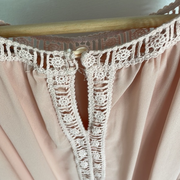 Dusty Pink knee length dress - Picture 5 of 9